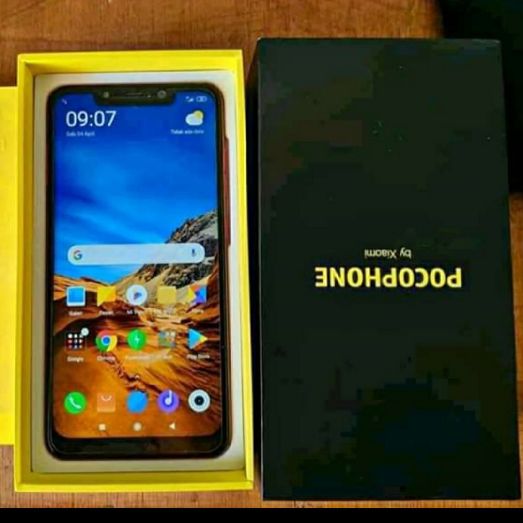 Xiaomi Pocophone F1 6GB RAM 128GB Rom Bekas Fullset 3