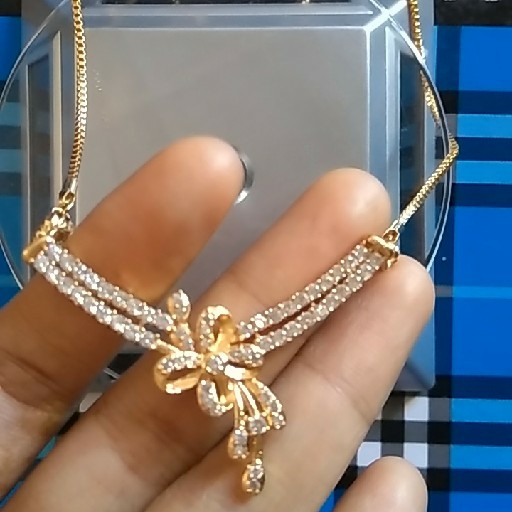 Xuping Kalung Lapis Emas 18k Permata Zircon