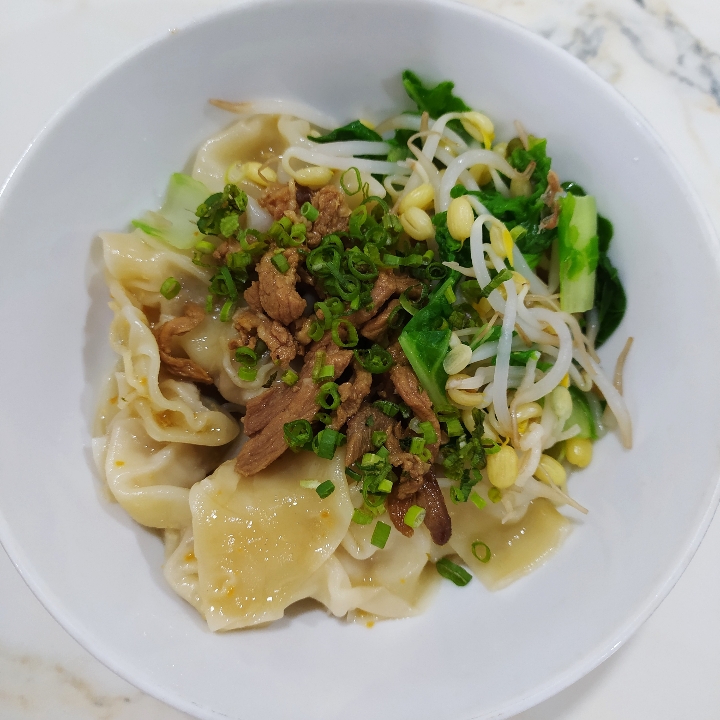 Yam Pangsit Daging Babi Mix Udang