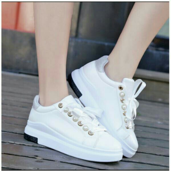 Ys 205 Sneaker Tali Putih