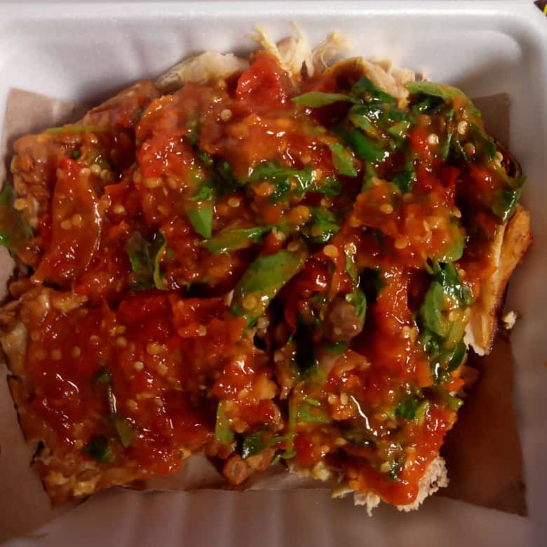 ayam geprek sambel merah pedas