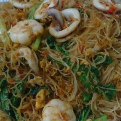 bihun goreng  seafood