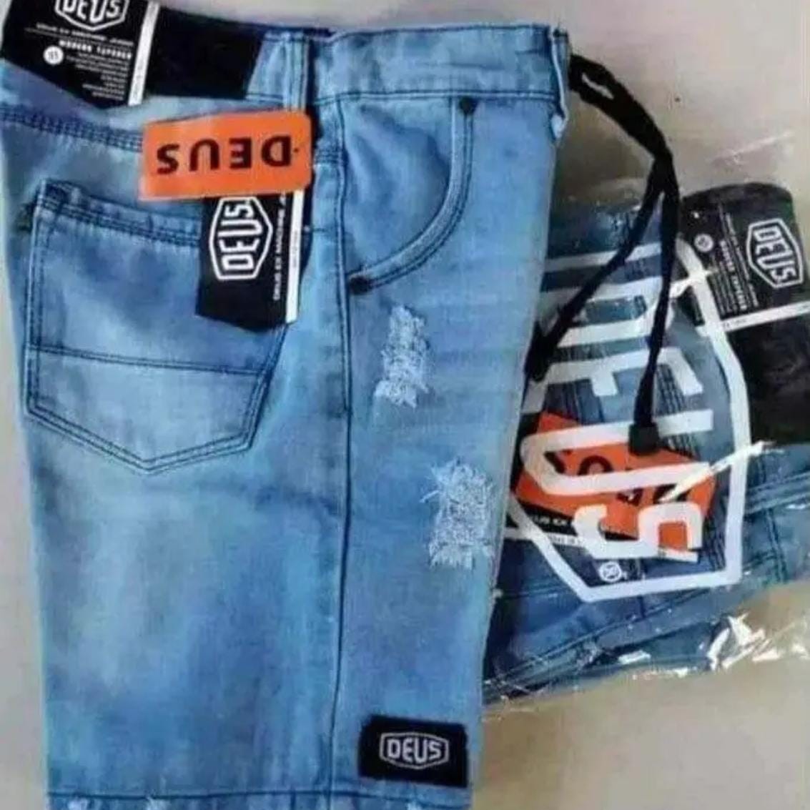 celana pendek levis 4