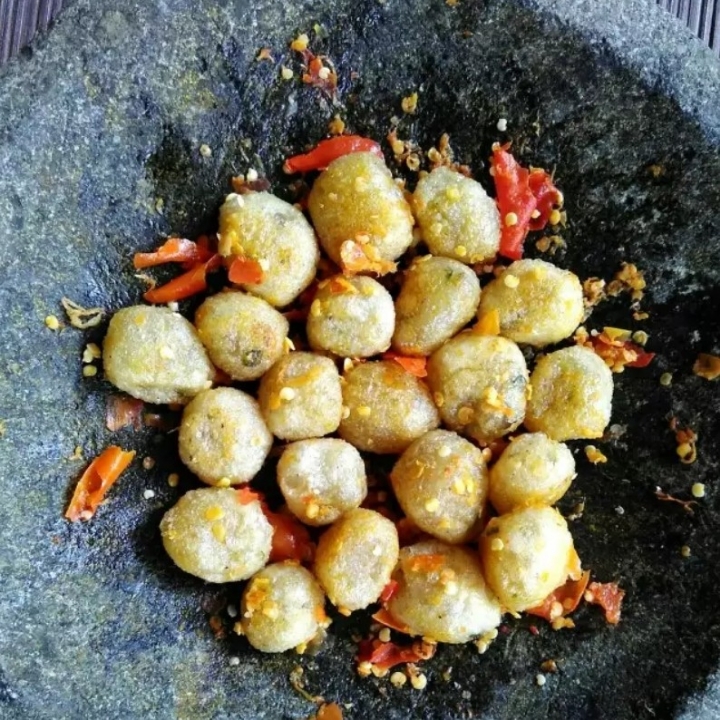 ciLok goreng kremes campur  2