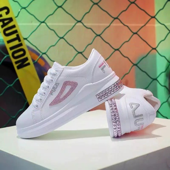 dm19 sneakers