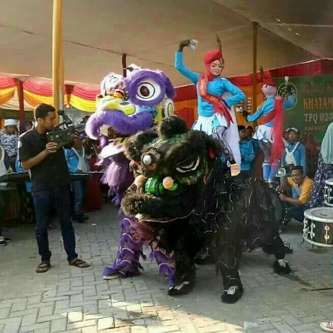 drumband dan barongsai