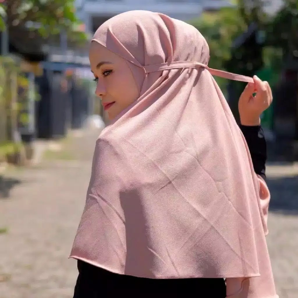 hijab maryam bergo