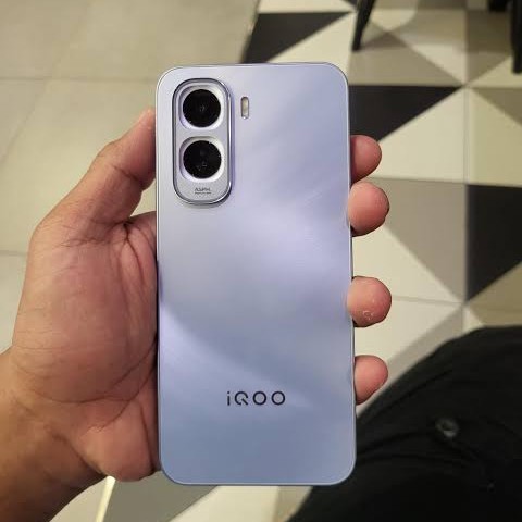 iQOO Z11 RAM 16GB ROM 256GB