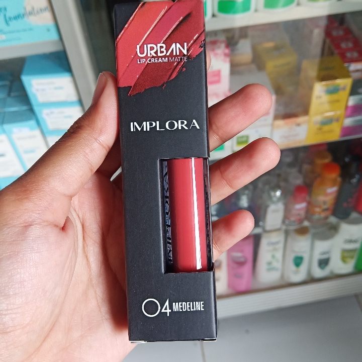 implora lipcream