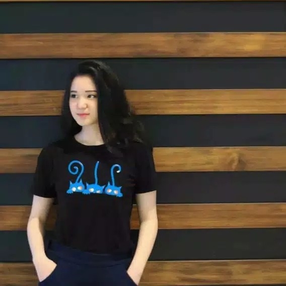kaos wanita CATY hitam