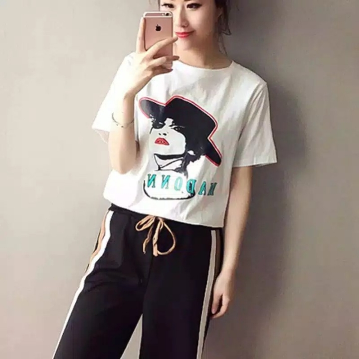 kaos wanita MADONN 4