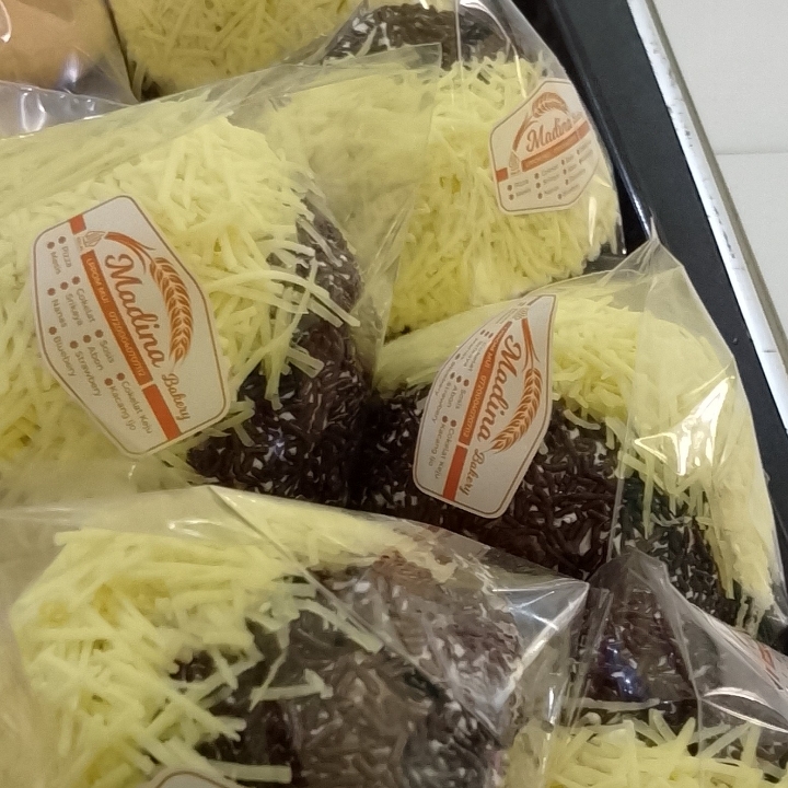 Roti Keju Gondrong Plus Coklat