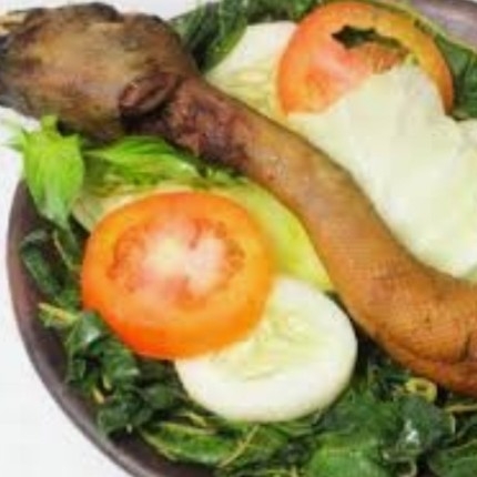 kepala bebek atau ayam goreng