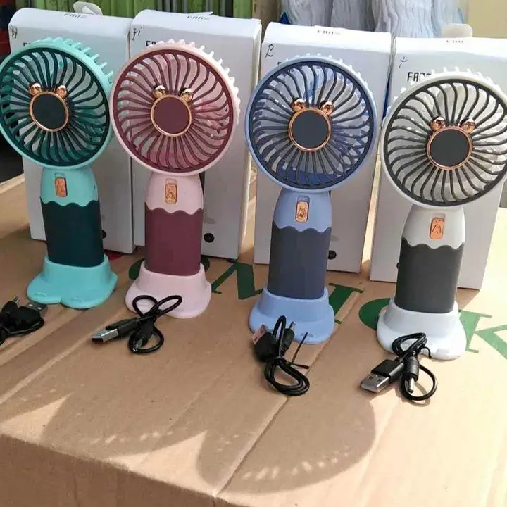 kipas gengam ini angi nya kencang bagus buat mainan sambil buang kerin 2