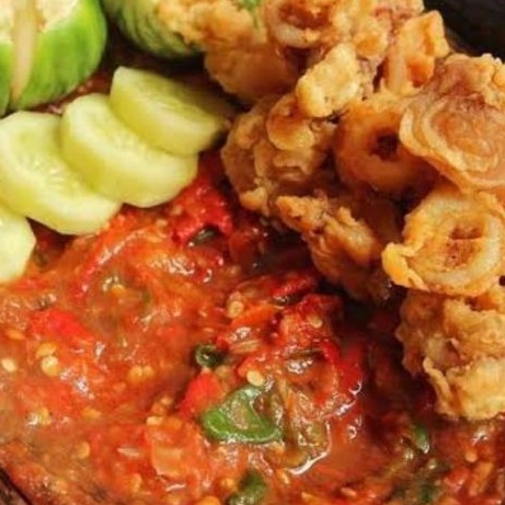 lalapan cumi 