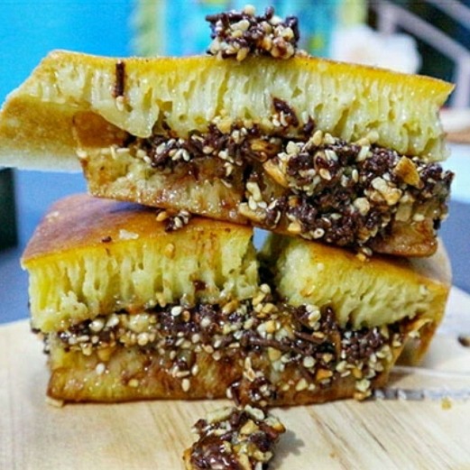 martabak manis