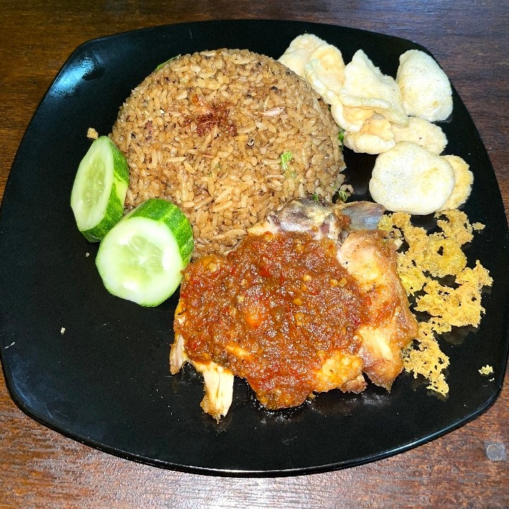 nasi goreng ayam penyet
