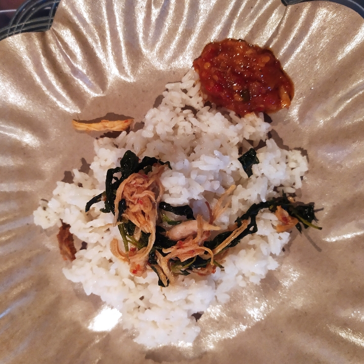 nasi kucing ayam suwir