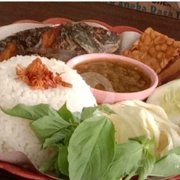 nila lalapan