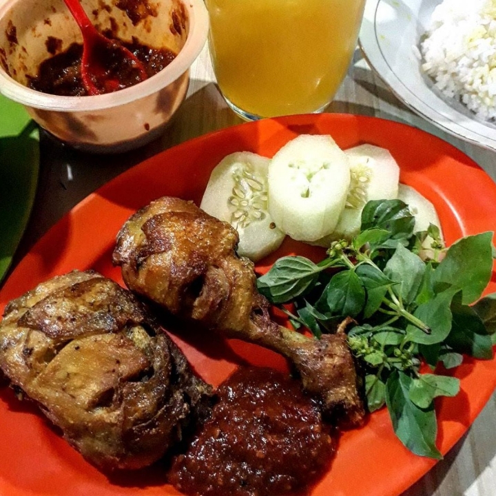 pecel Ayam