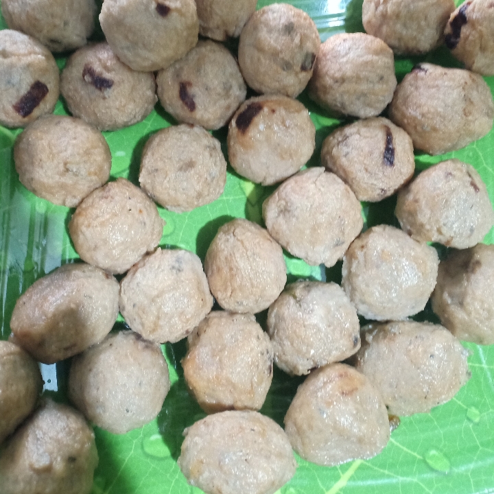 pempek bawang