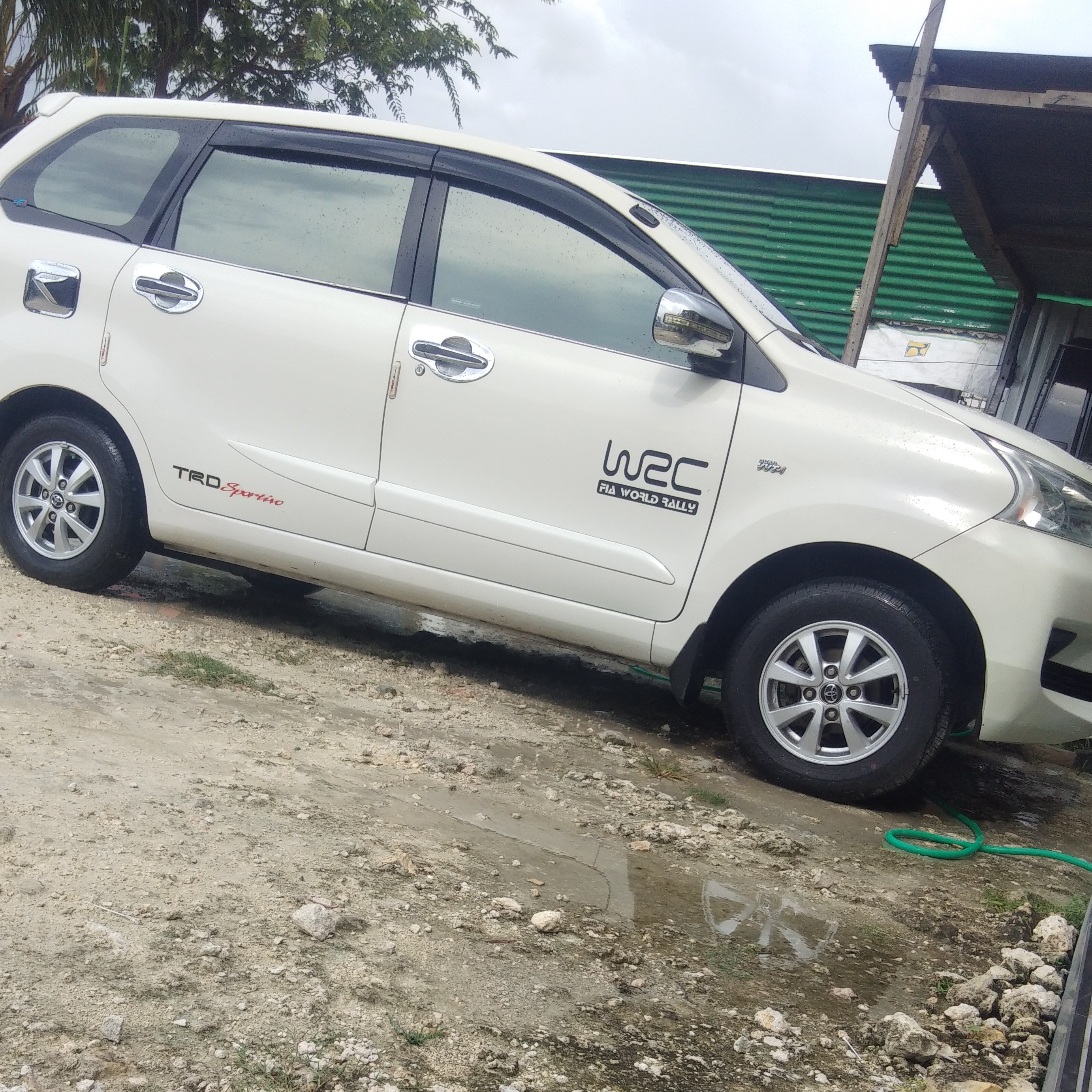 rental mobil