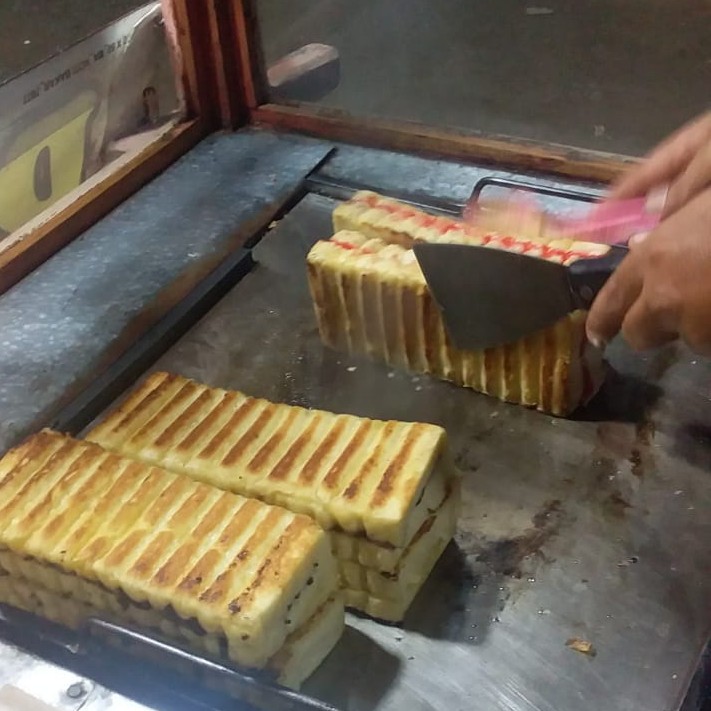 roti bakar  varian keju full