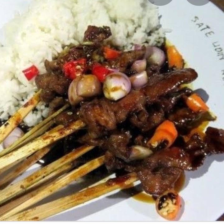 sate kambing kecap plus nasi