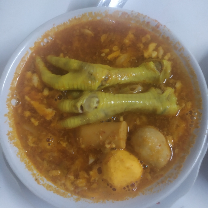 seblak ceker seafod mie kwetiau