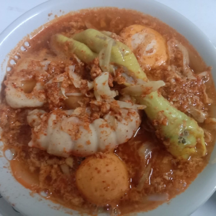 seblak komplit pakai ceker