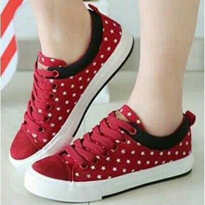 sepatu bintang
