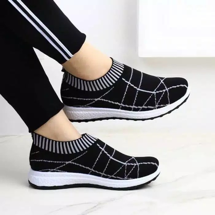 sepatu slipon slavina halilintar 4