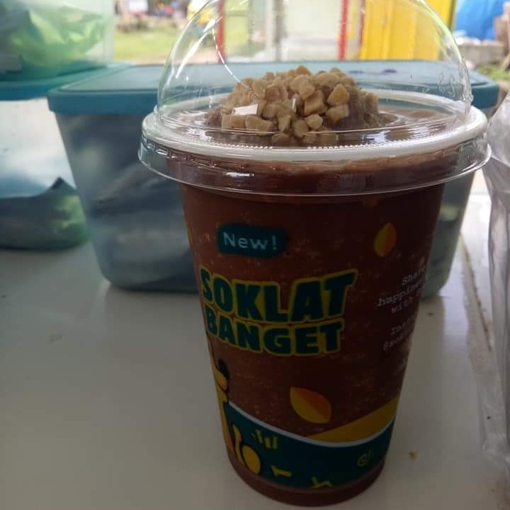 soklat strawberry kacang