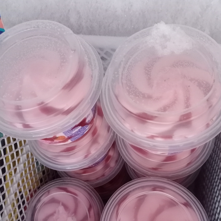 sundae strobery 