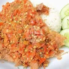 telur crispy setan  nasi tambah lalap