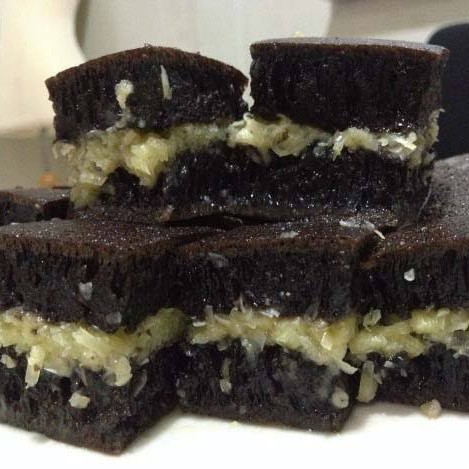 terang bulan keju - coklat - wijen BLACK FOREST