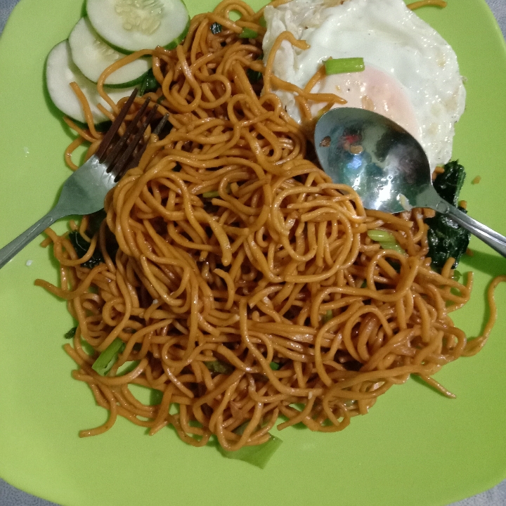 waroeng makan OTA2 haji said