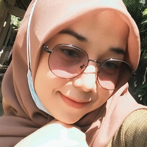 Risa safitri