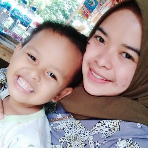 Lia Yuliana