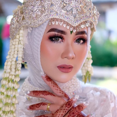 ella faikotul