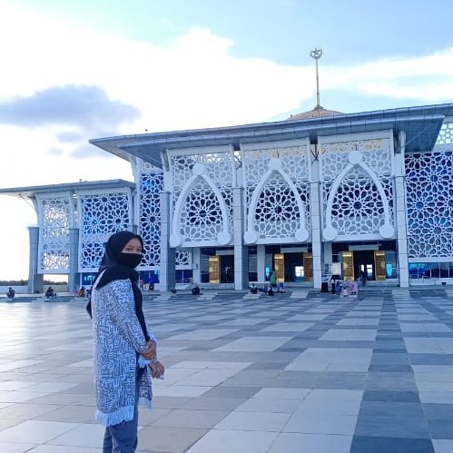putri Prischa ananda